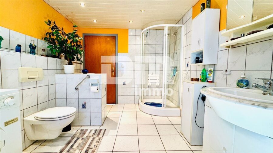 Charmanter Wohntraum mit Tradition und Weitblick - EG Bad Dusche / Waschmaschinenanschluss